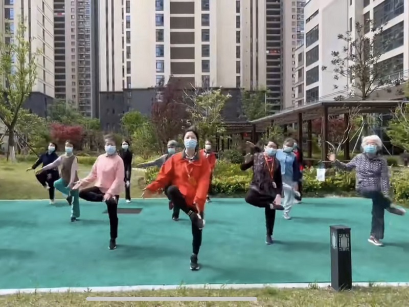 一起来运动吧！本草纲目—毽子操